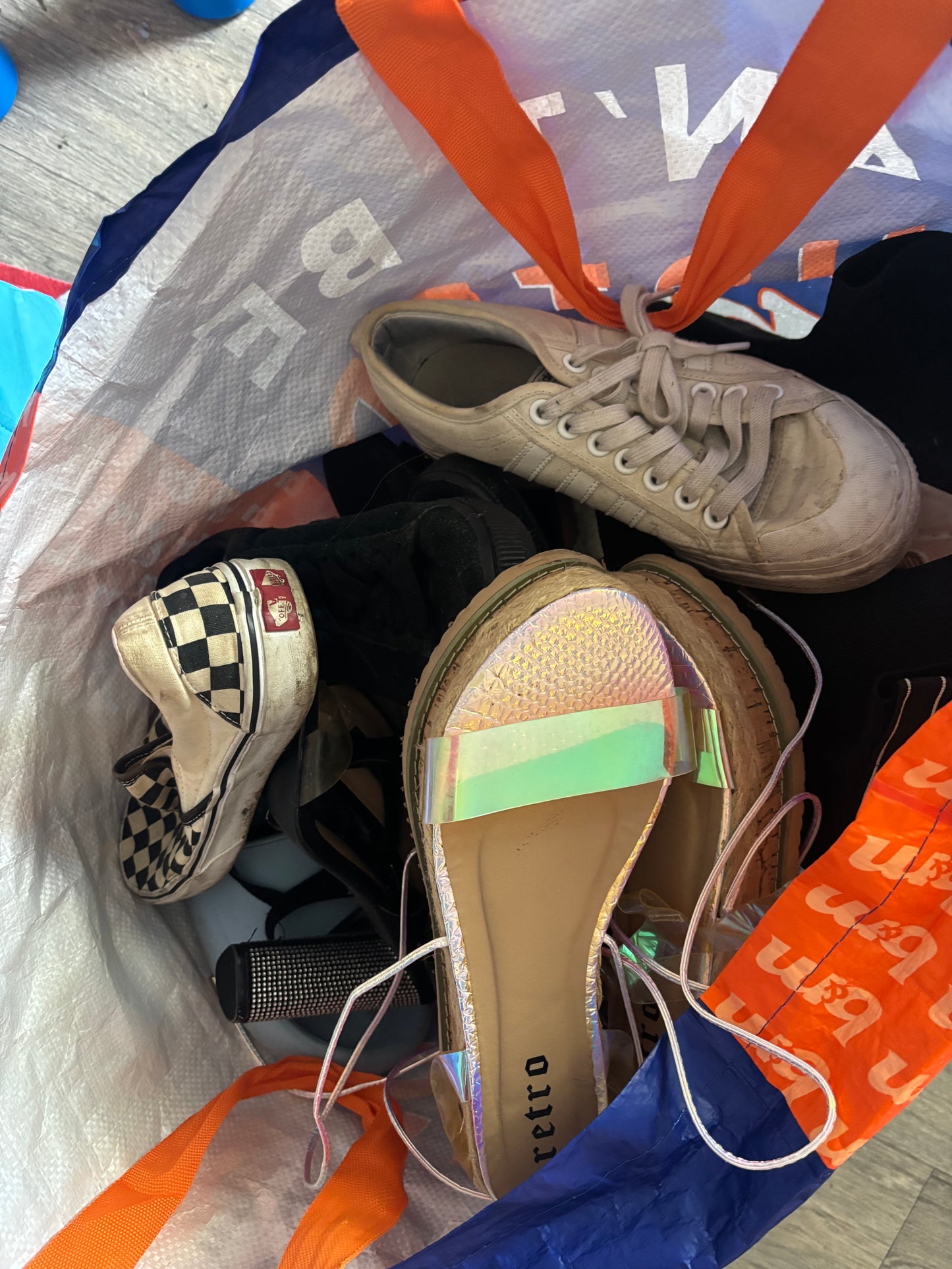 Unsorted shoes 7KG